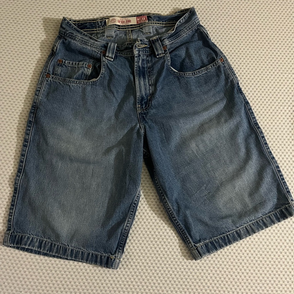 GAP Men’s Wide-Leg Denim Shorts